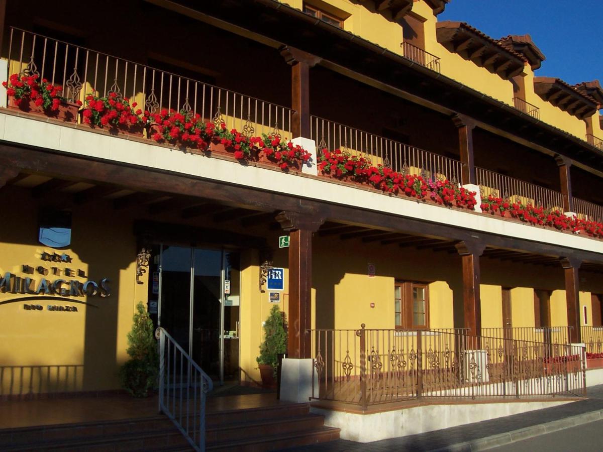 Hotel Milagros Rio Riaza Bagian luar foto